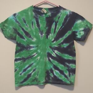 Gildan Kids Green and Black Tie-Dye T-Shirt Size Youth XS